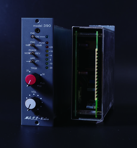 ＡＰＩランチボックス用マイクプリアンプ model３９０